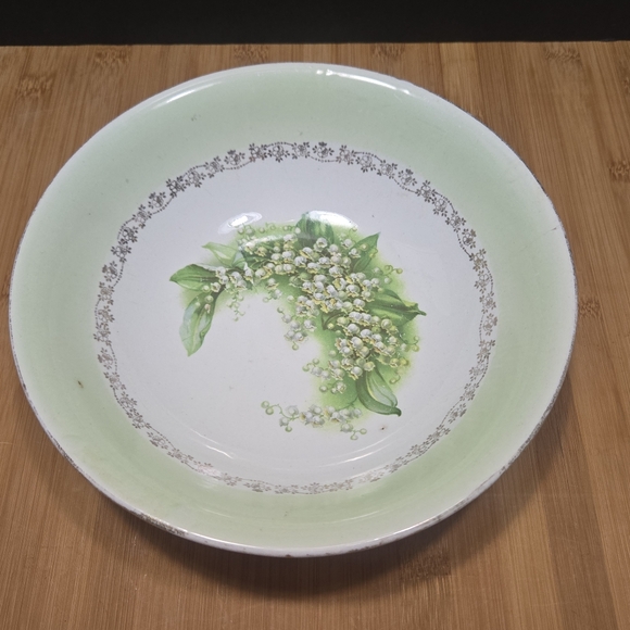 Lily of the Valley Decorative Plate - Picture 1 of 9